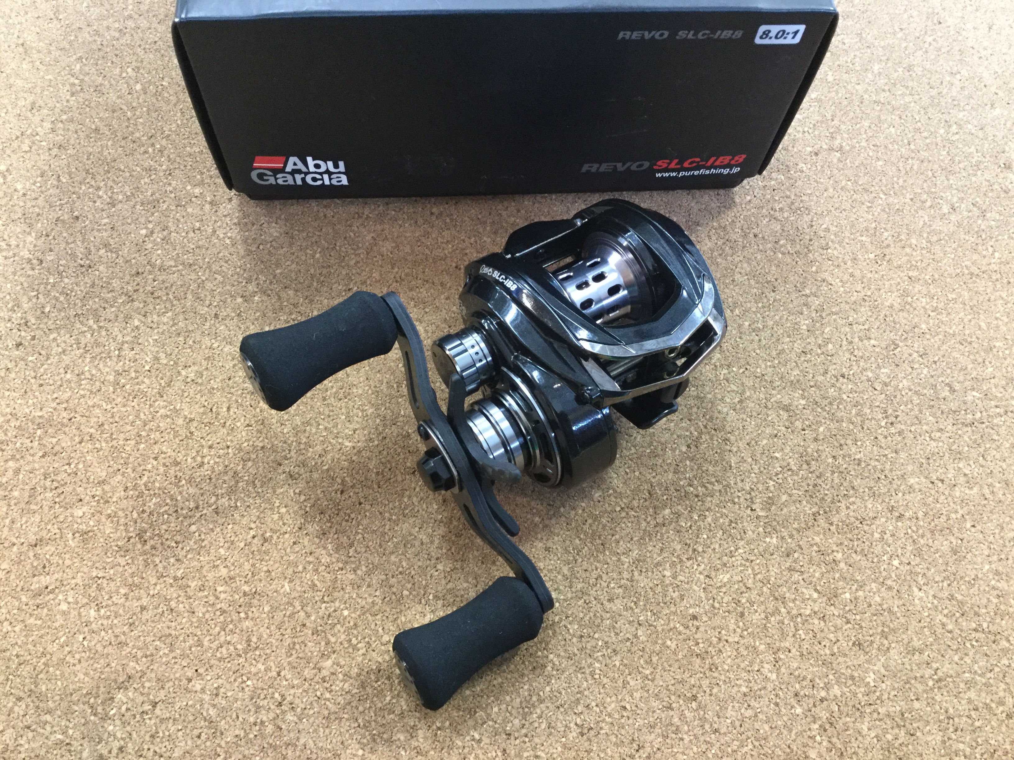 アブガルシア Abu Garcia Revo 旨かっ SLC IB8