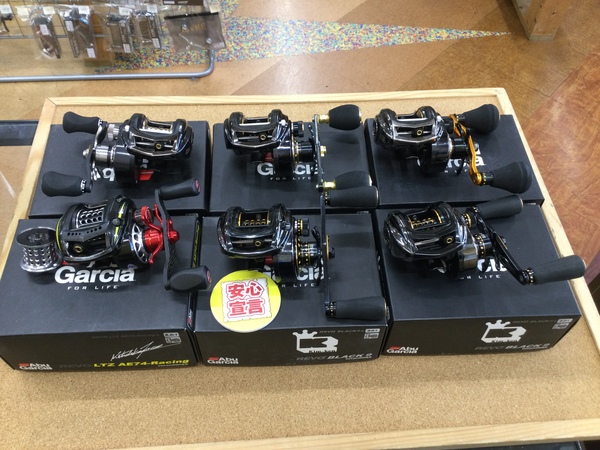 （本日の買取情報☆第２弾☆）アブガルシア　レボＬＴＺ ＡＥ７４－Ｒａｃｉｎｇ－Ｌ　レボブラック９－Ｌ　レボビッグシューターコンパクト－Ｌ　レボＳＬＣ－ＩＢ８　レボＳＬＣ－ＩＢ７　など　買取入荷いたしました！（寝屋川店）サムネイル