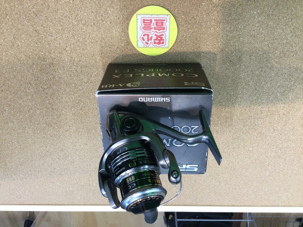 狭山店　本日の釣具買取商品　第５弾！「シマノ　０９コンプレックス　２０００ＨＧＳ　Ｆ３（超美品）＆ダイワ　０３ルビアス　２５０６Ｃ＆ＺＰＩ　アルカンセＮＳ（右）などが、買取入荷しました！」（狭山店）サムネイル